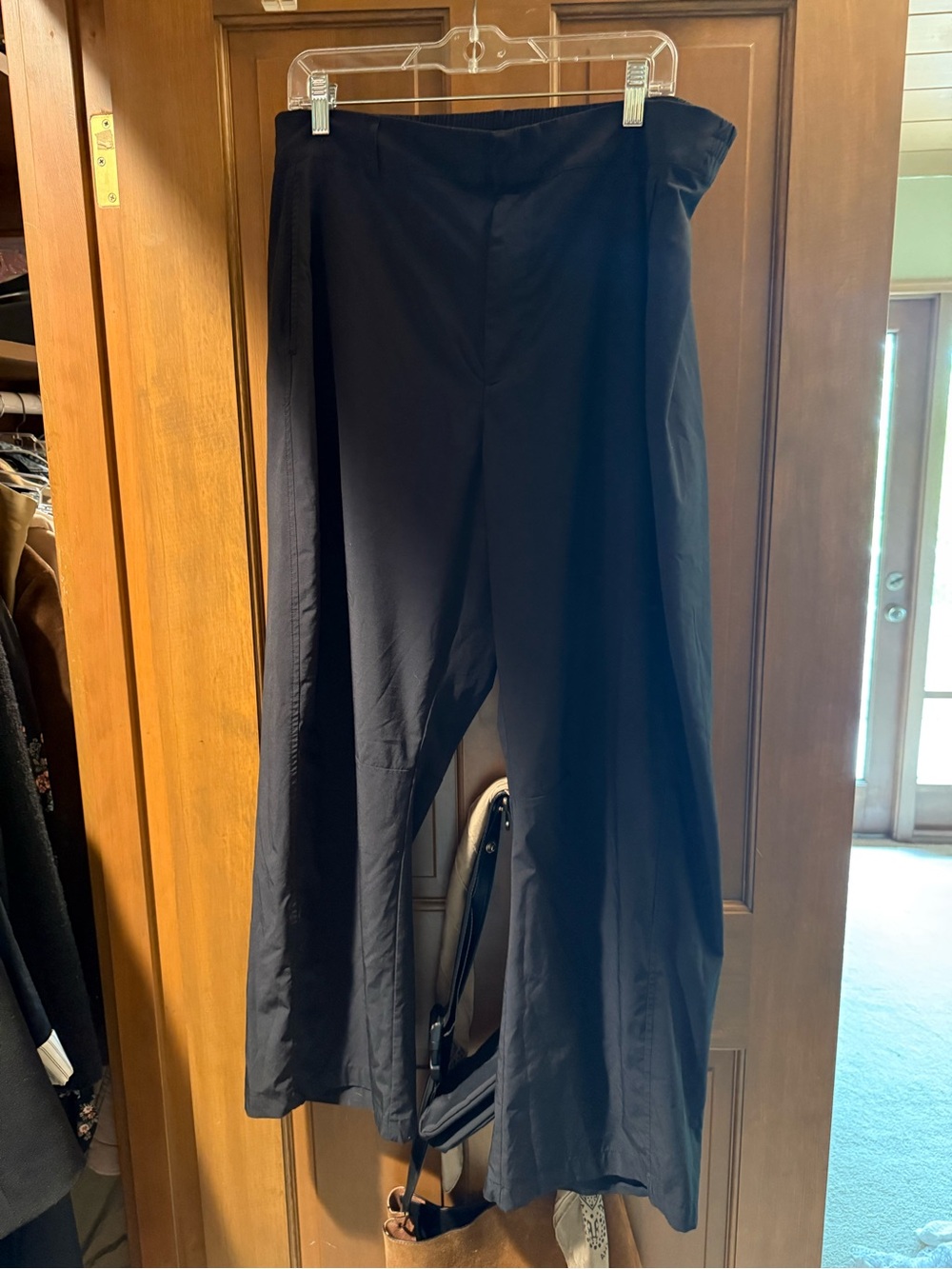 GAP Black Elastic Waist Wide Leg Pants